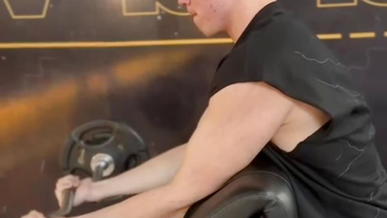 Gym 💪 - clip cu Tiaan_BigCock model videochat