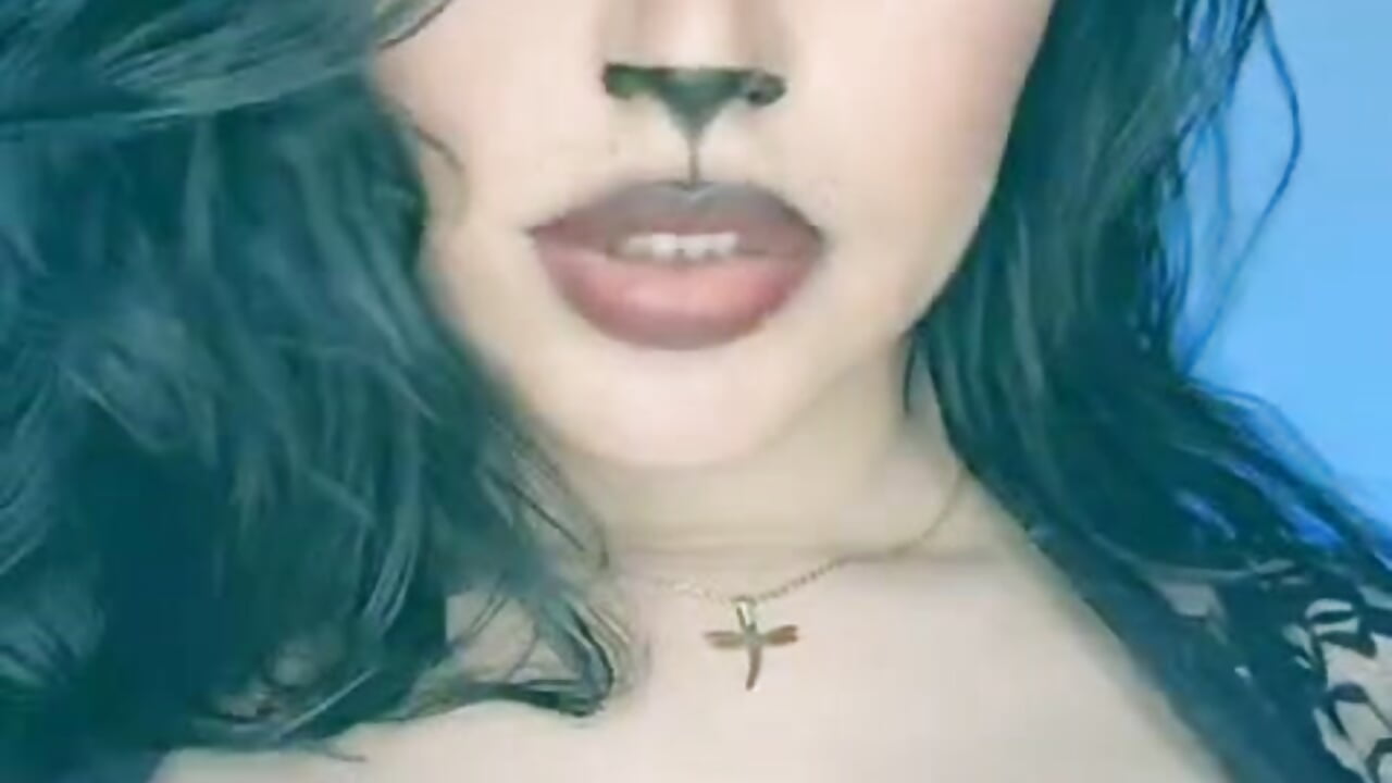 Hallowen - Vídeo de LuisaGranados, modelo de vídeos