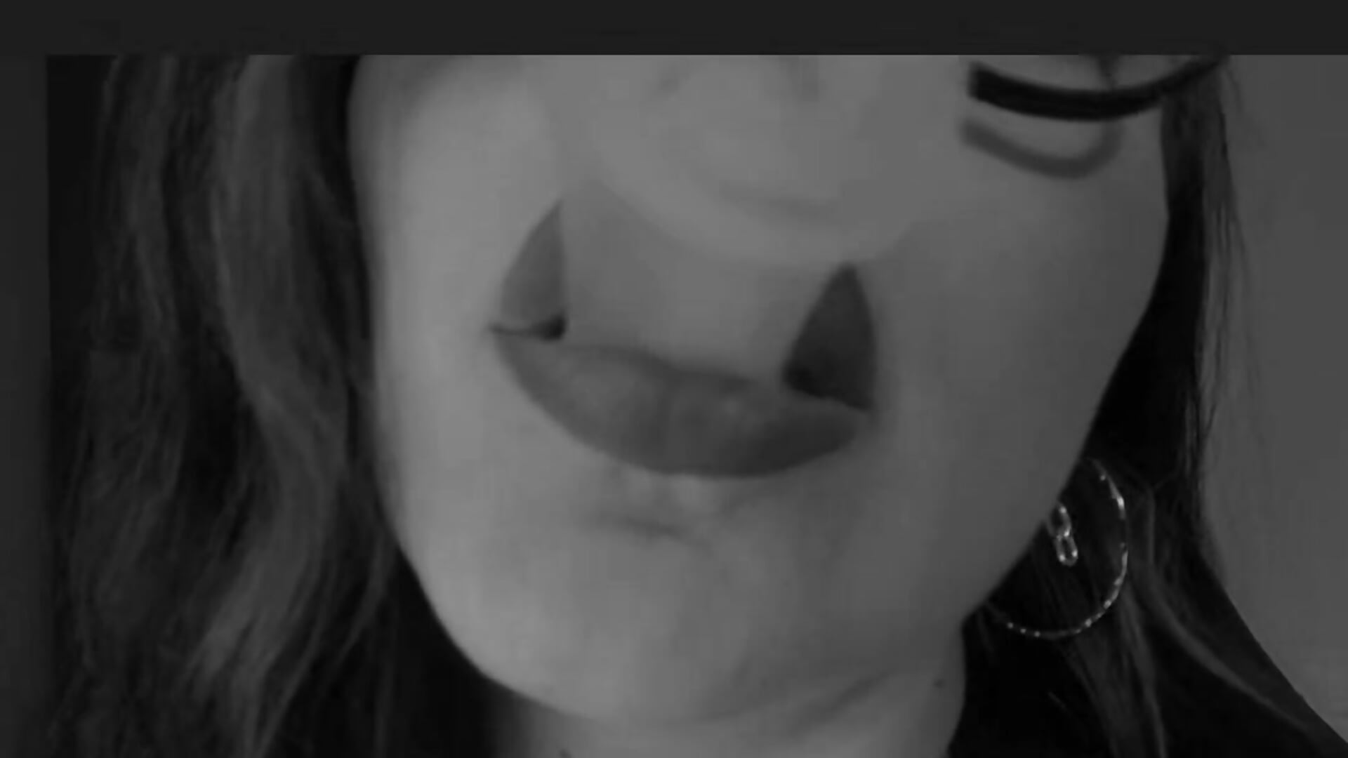 Want to smoke? - clip cu LuisaGranados model videochat