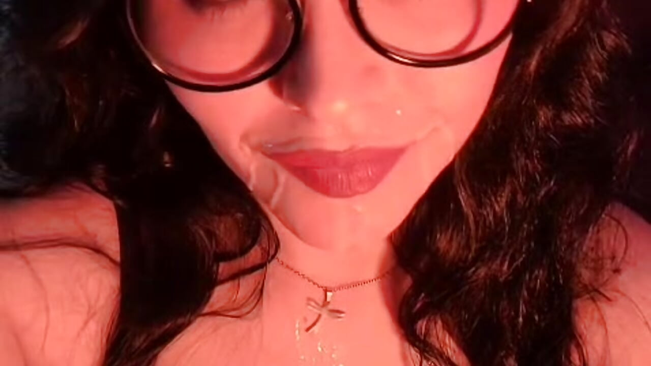 a bit of me - clip cu LuisaGranados model videochat