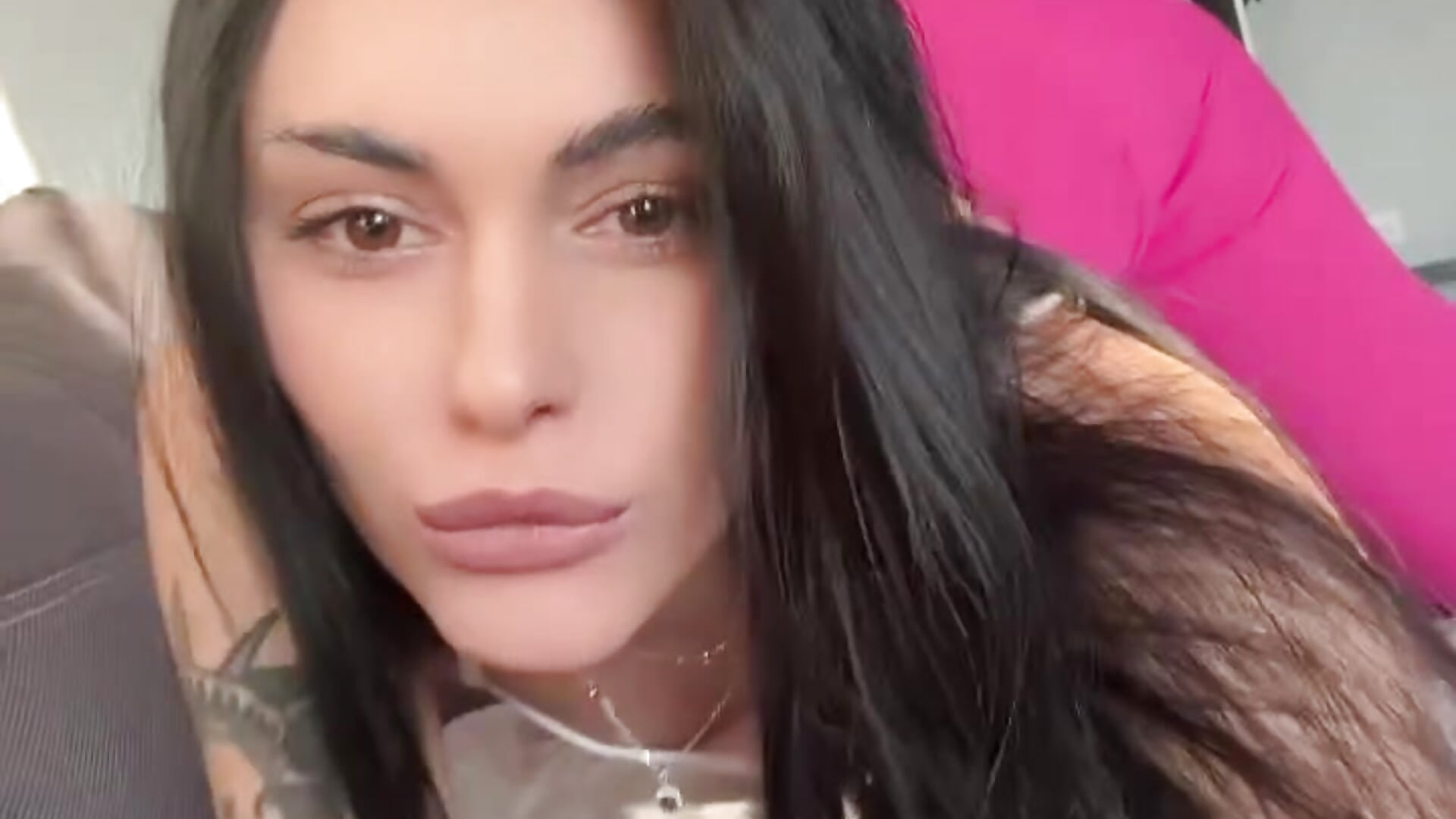 playful mood – video od webkamerové modelky MiraVersse