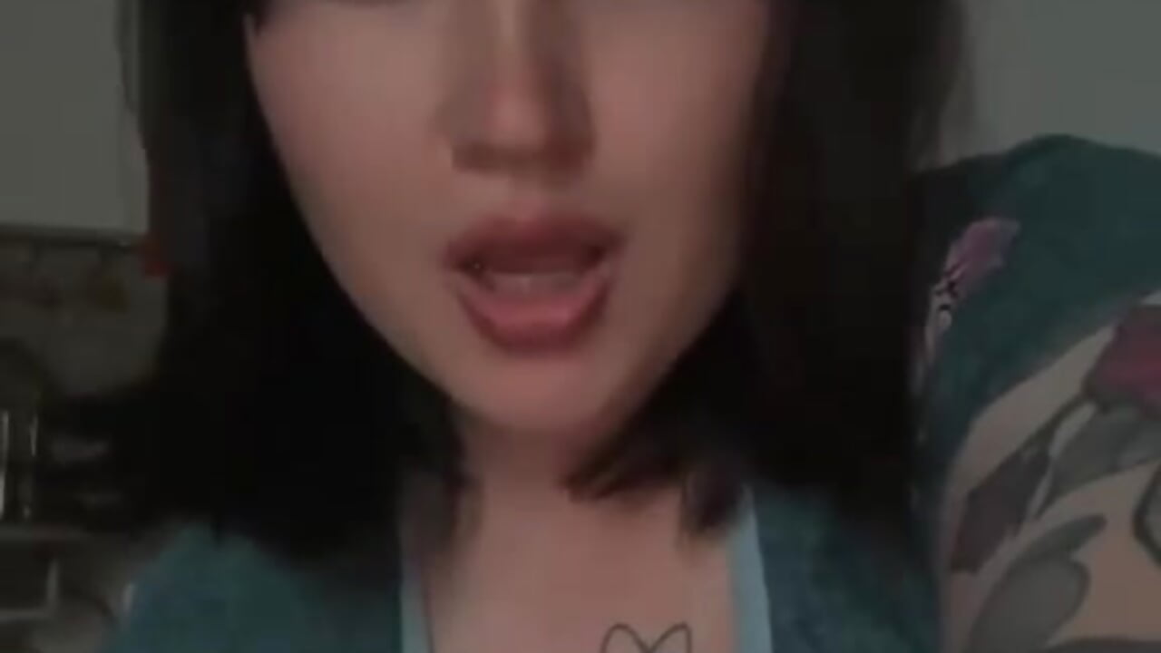 Kiss you! - Soft_Rosie adlı kamera modelinin videosu