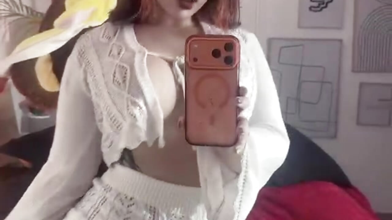 Bella – video af Bella__donne__ cam-model