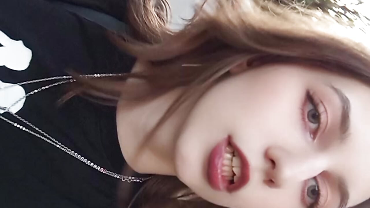 🫆 - video by Nika_SweetHoney cam model