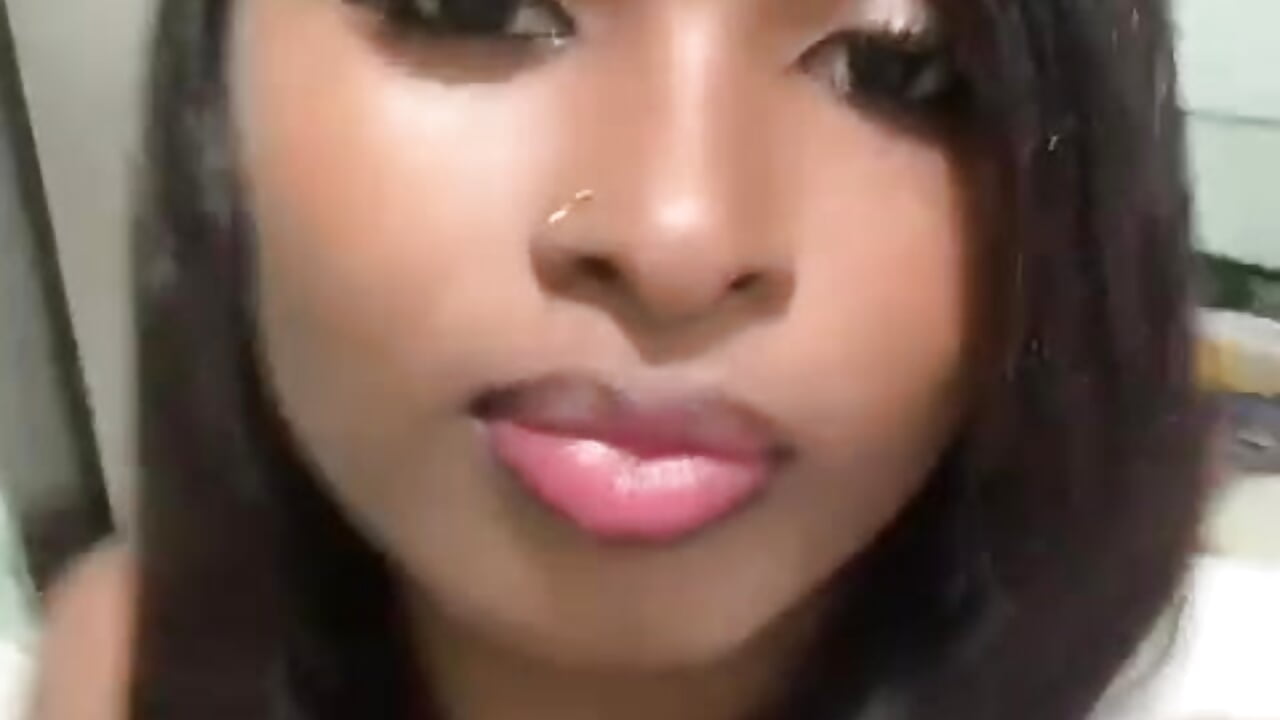 a kiss for you - clip cu scarlet_snout model videochat