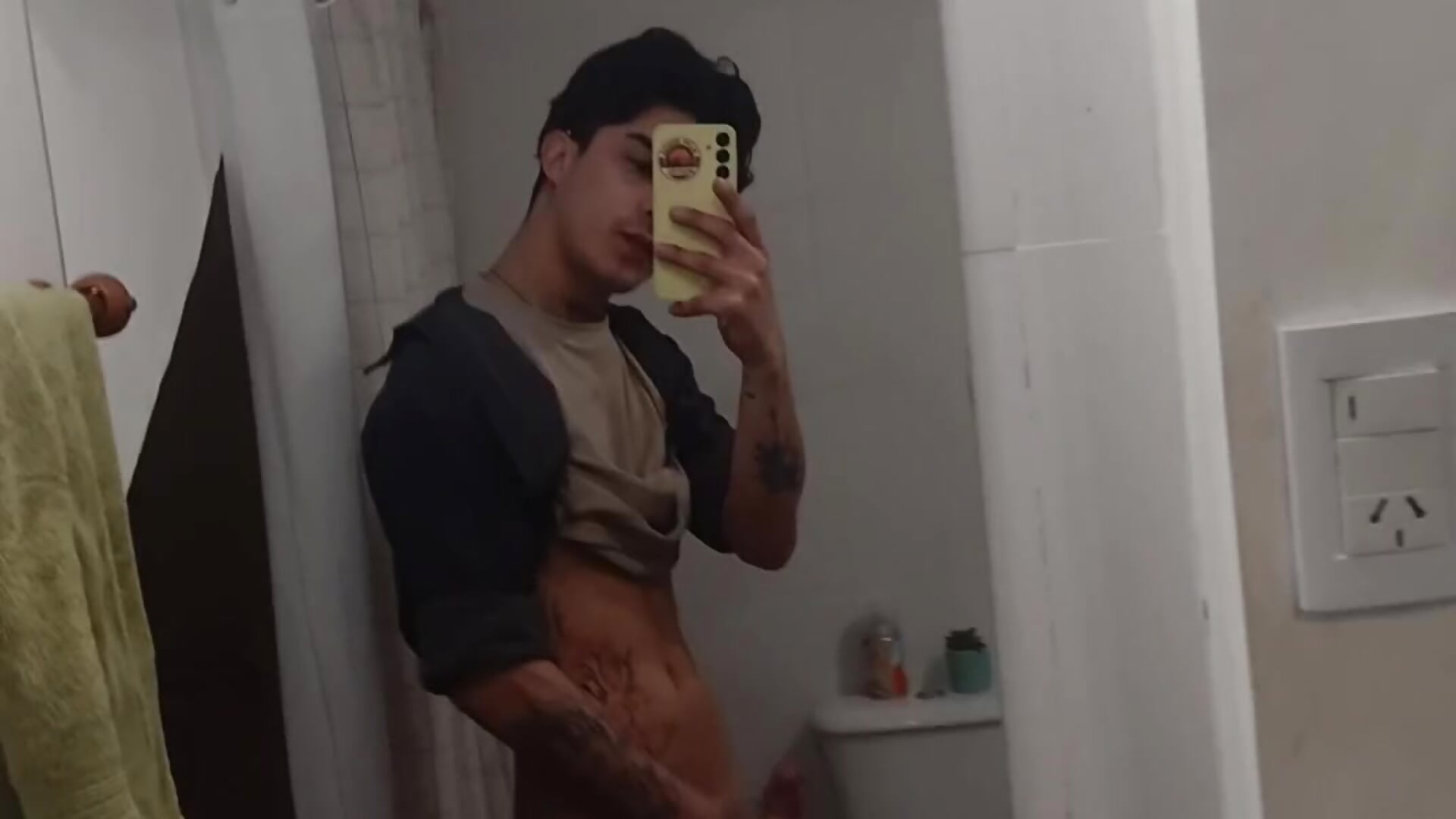 Calenton🔥 - video van Emirvip cam-model