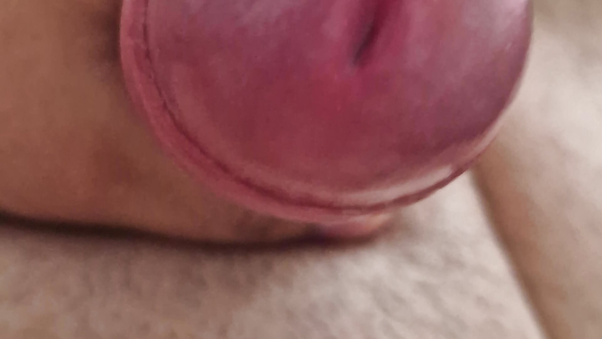 Verry Horny playing with my dick – video af Mr_Daddy_Bear cam-model