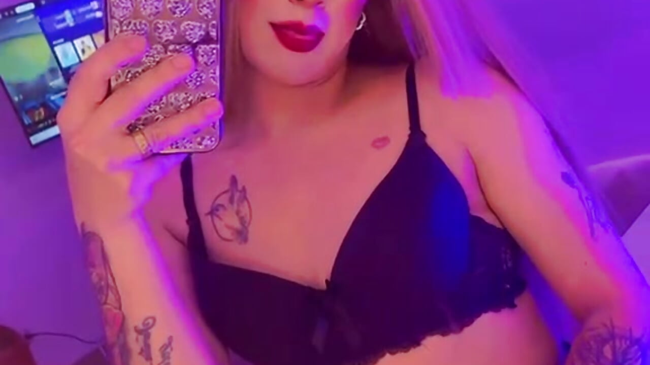 I like mirrors - video by samy_lancaster22 cam model
