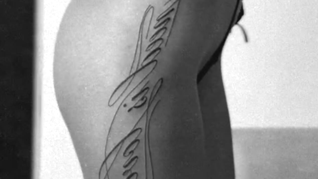 My fav tattoo🤭 - סרטון של Pucca_lexx, דוגמן/ית מצלמה