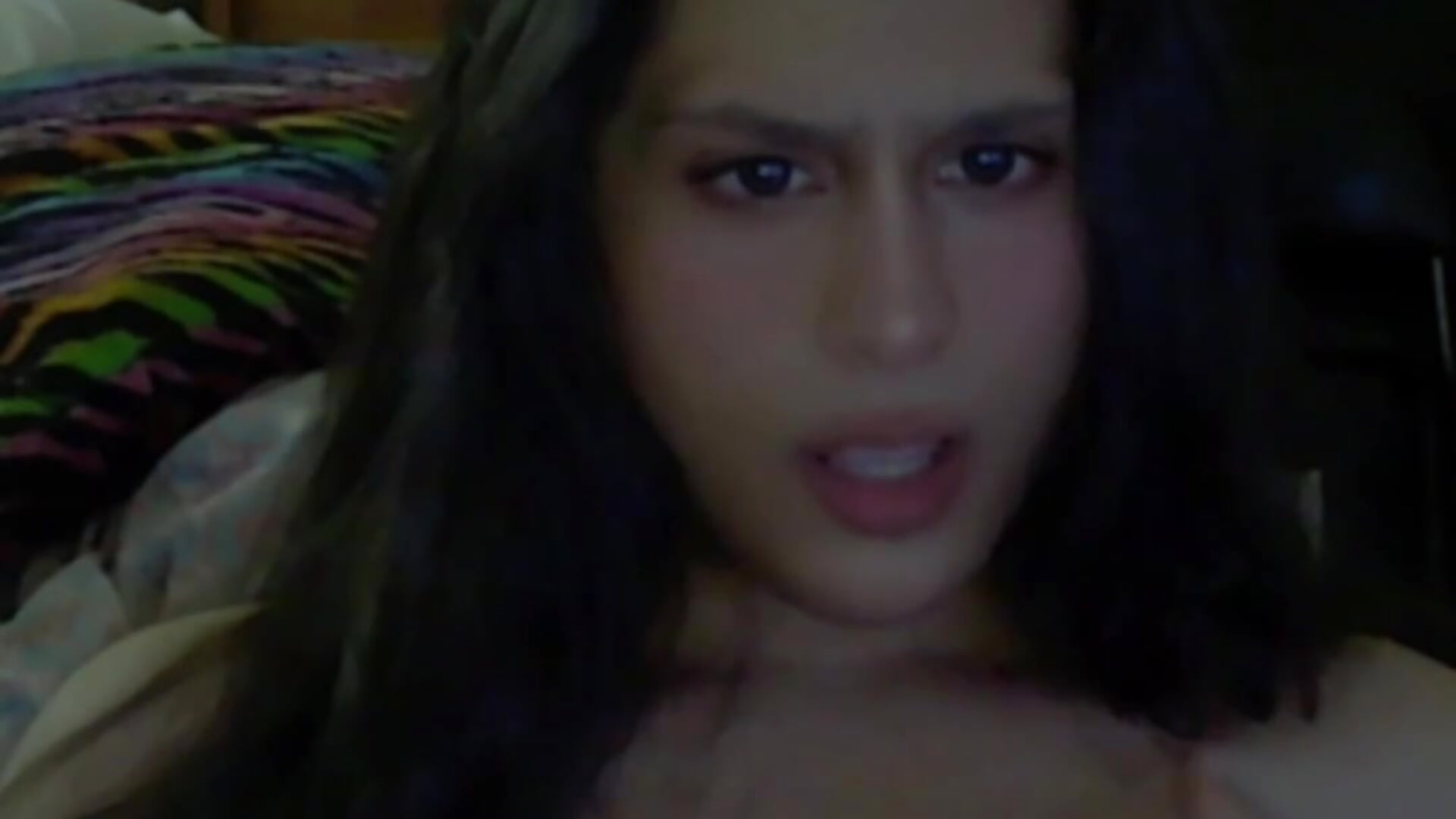 Being a good girl and showing you how look while getting fucked (Vertical)