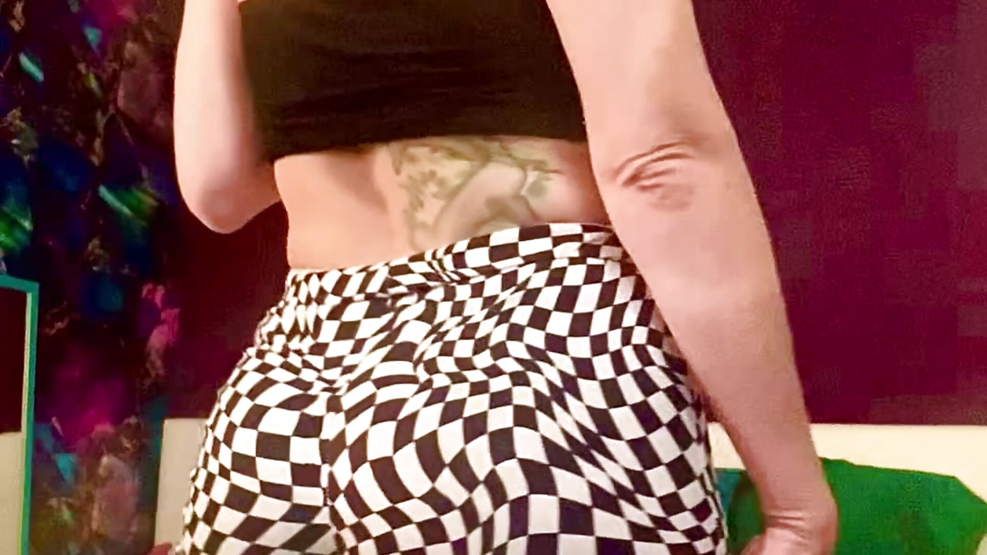 Checking myself out - video by SweetandNastySummer cam model