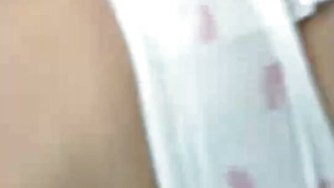 妹妹 — filmik yue-ai, modela(-lki) na kamerkach