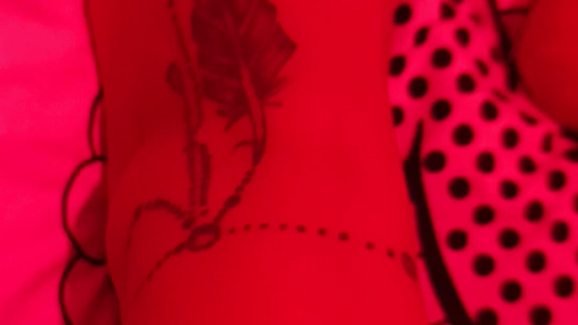 Tatoo - video by Danideluxe cam model