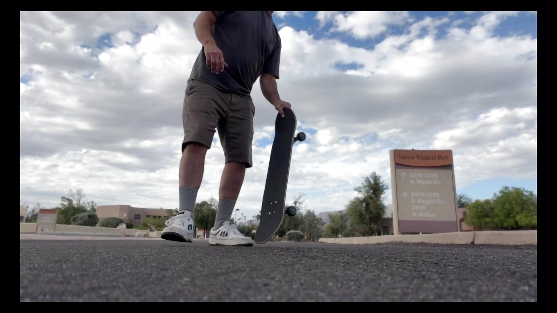 Go Skateboarding 🛹 - video by ProperAtmosphere93 cam model