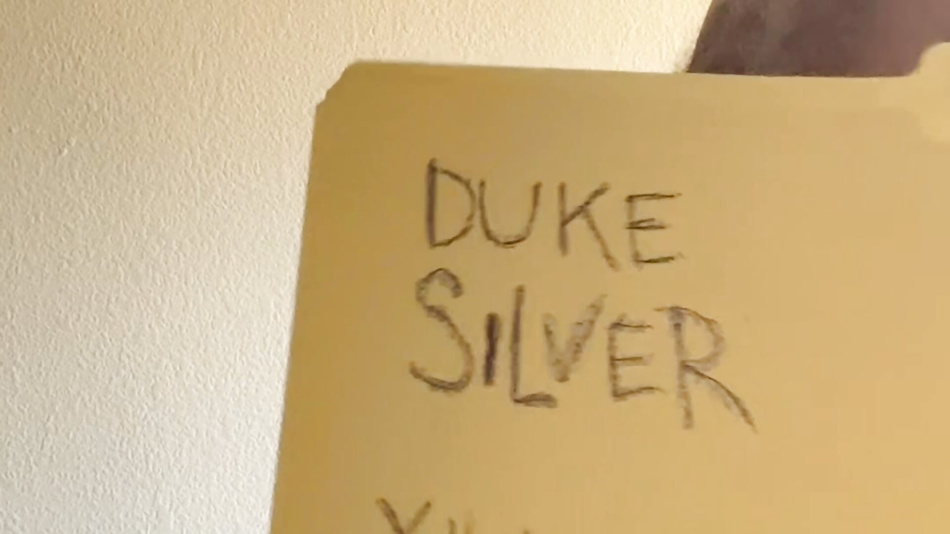Duke Silver to the rescue - vídeo de la modelo de cam ProperAtmosphere93