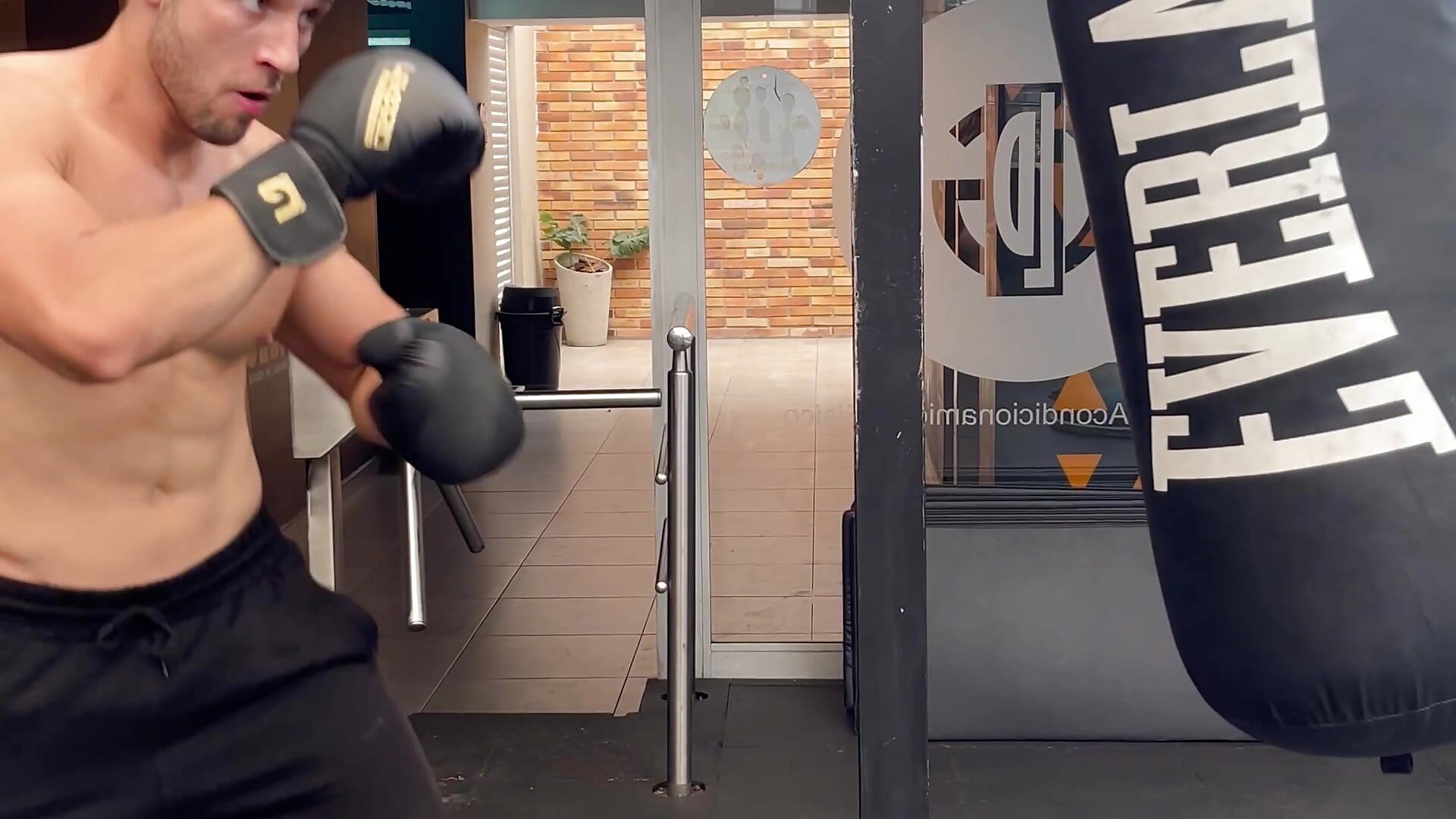 Boxeo ⚡️ - video by DUKE_SMITH cam model