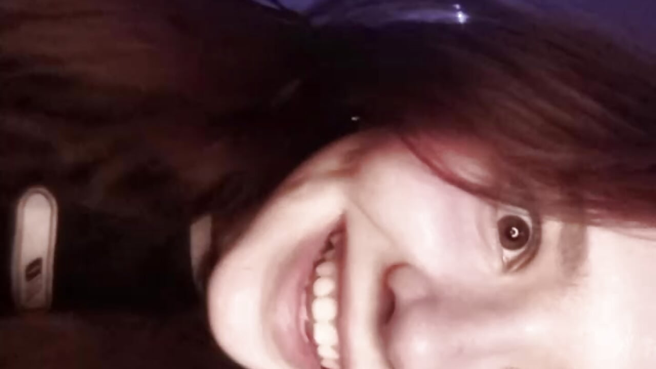 Just a little bit of me, hehe - video by YvoneKnupke