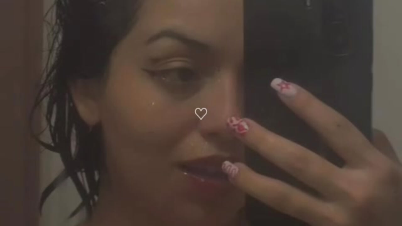 Not only is the shower hot, my love. 🫦 - vidéo du modèle de showcams Ale_le