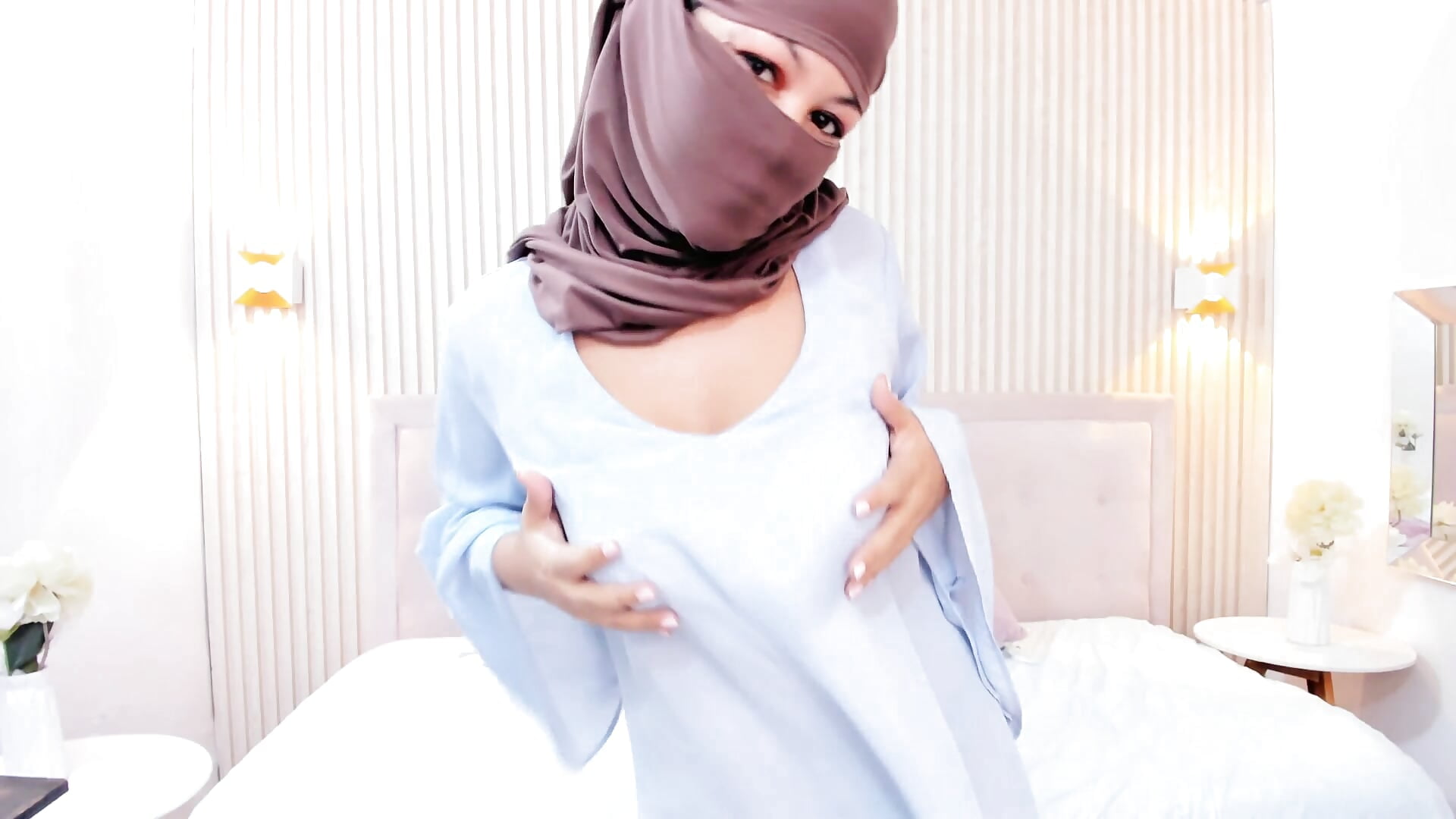 A cute & spicy dance for your weekend 💃✨ – video af Diliaaa1 cam-model
