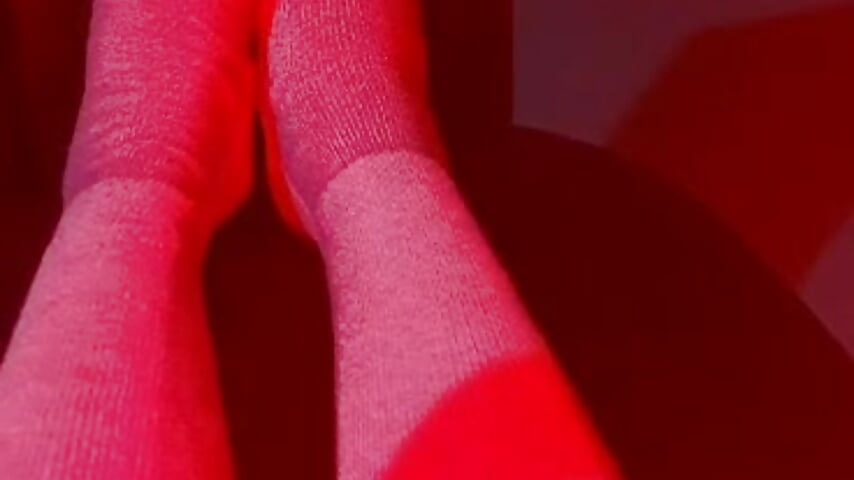 Do you want to buy my socks? - video by ToffeeToesCEO