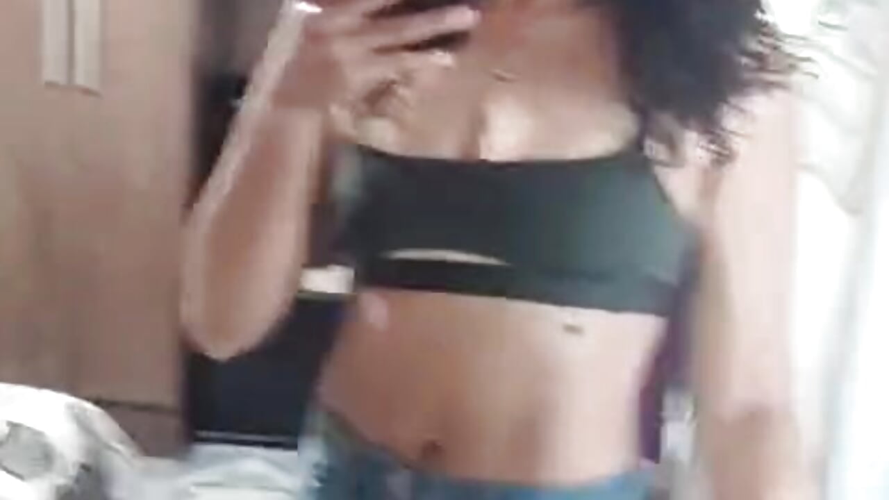 1000166033 - video by LA_CRESPAHOT