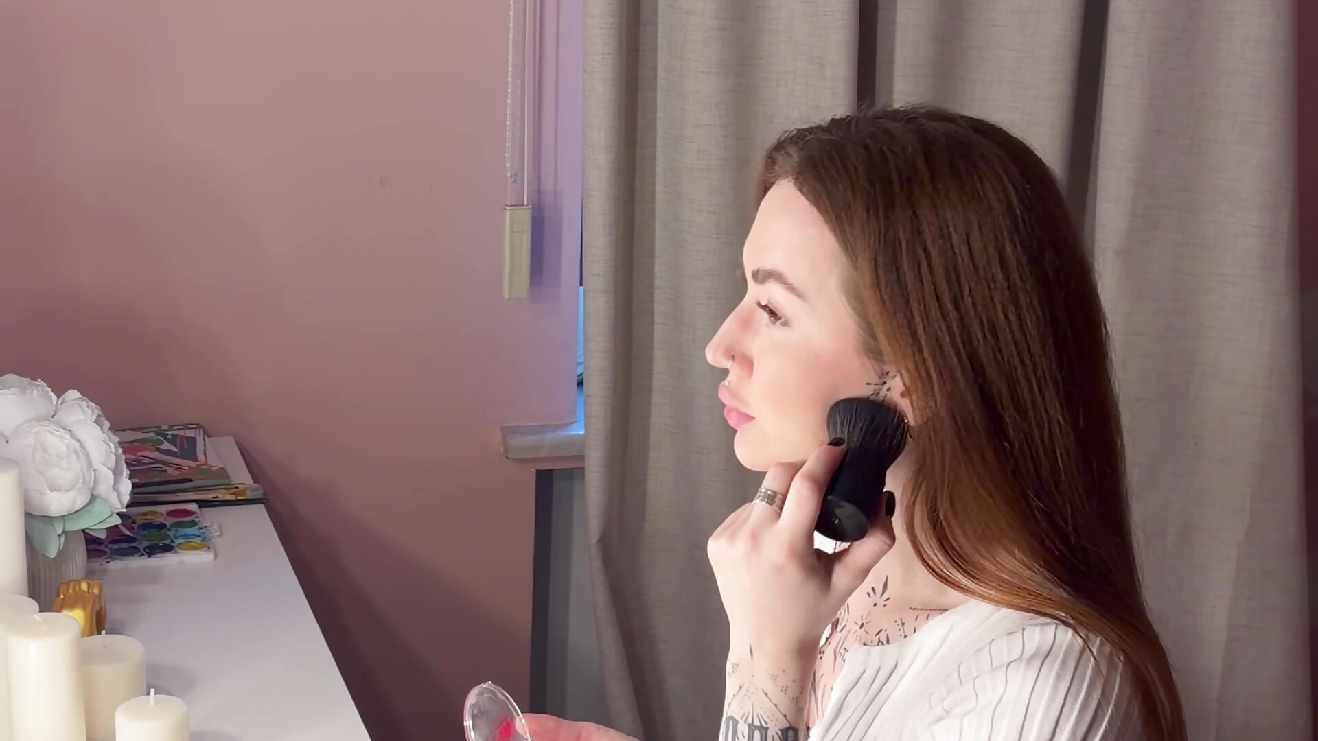 My beauty routine - clip cu CarieHeu model videochat