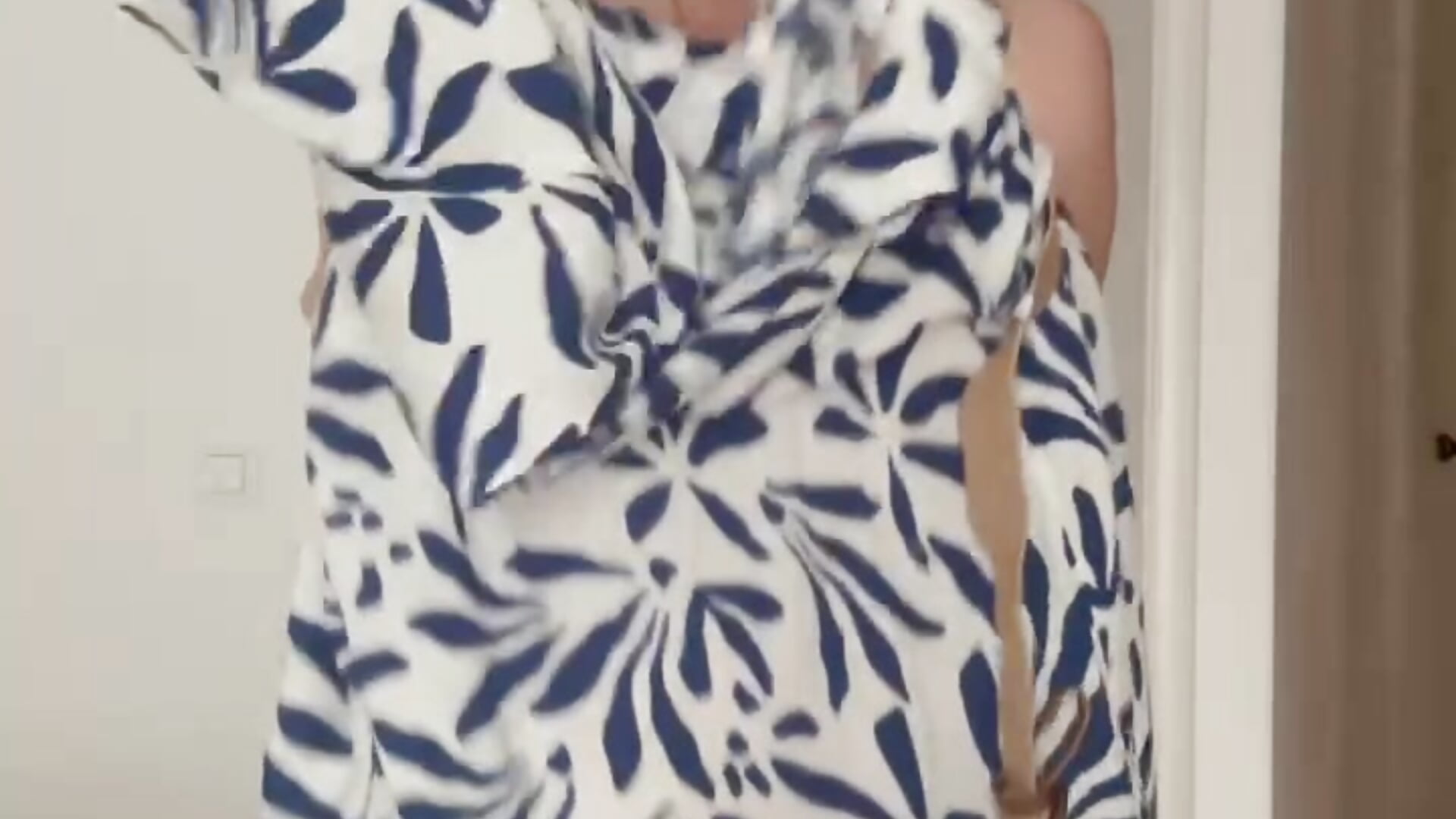 6412180866368394656 – video modela na kameri Maria_Anna_m