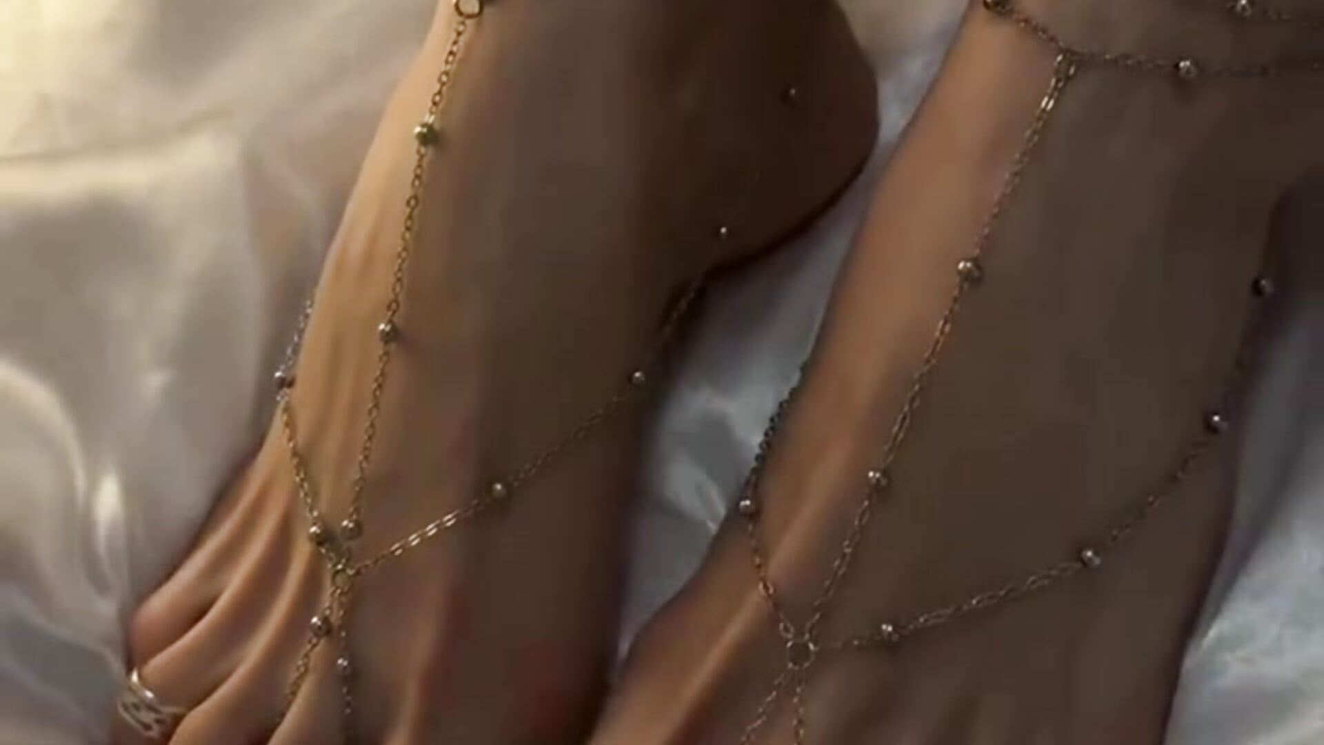 my legs for you 🥰 - video av Maria_Anna_m