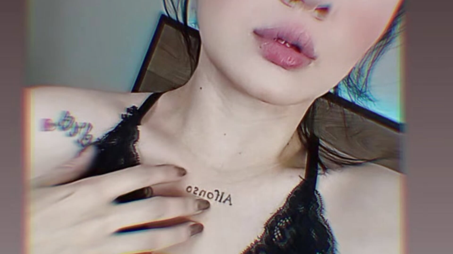 Hello guys 👋 - vidéo du modèle de showcams Katahot_lina