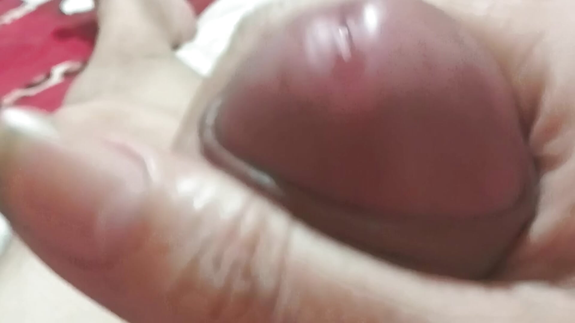 擼屌射大量精，特爽  Ejaculating a large amount of semen, extremely pleasurable