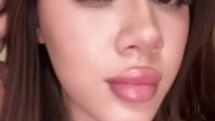 good ? - video di liashawty modella di cam