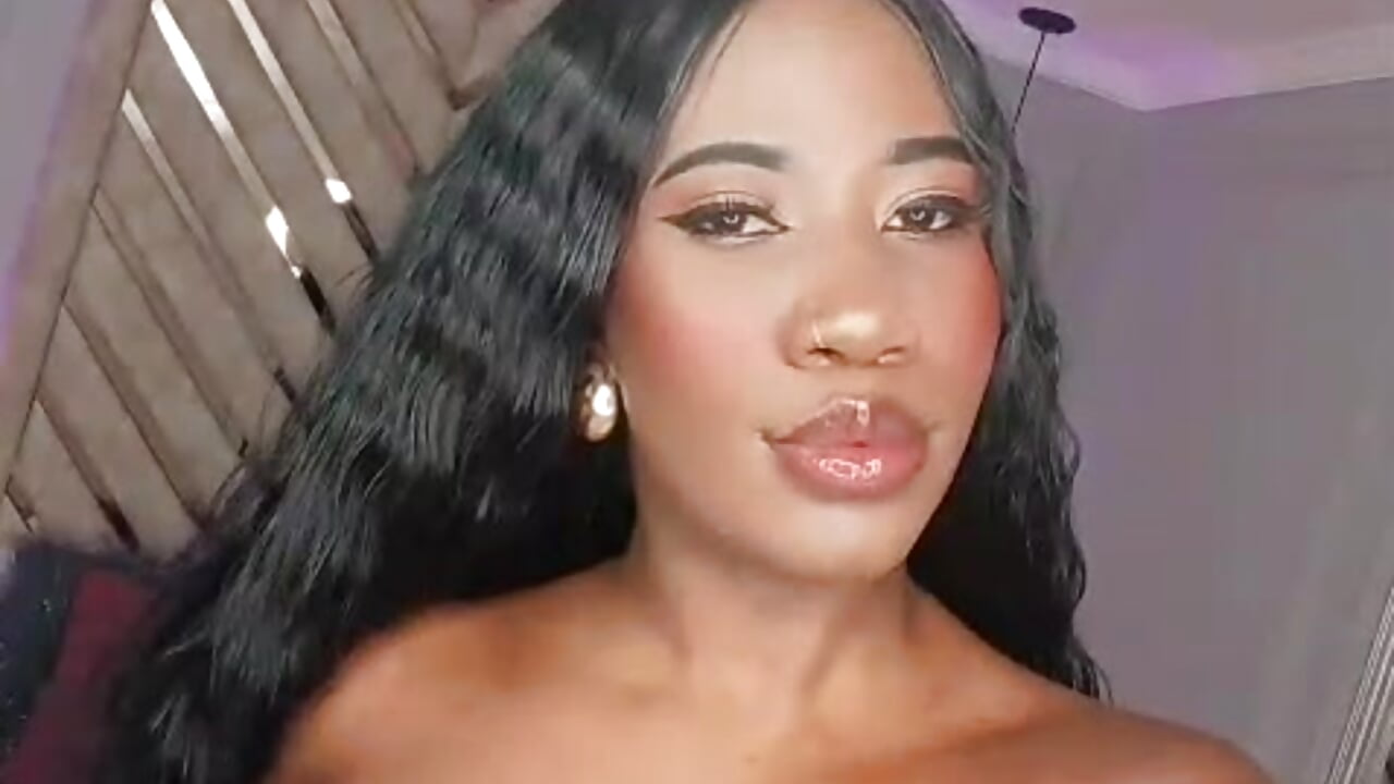 beautiful🩷🤎 - video by rossiiecameron_