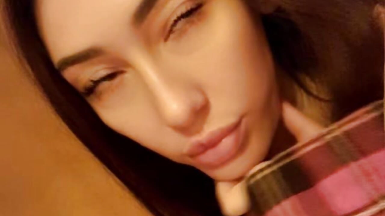 😍 - βίντεο μοντέλου ElizabethRoseXO