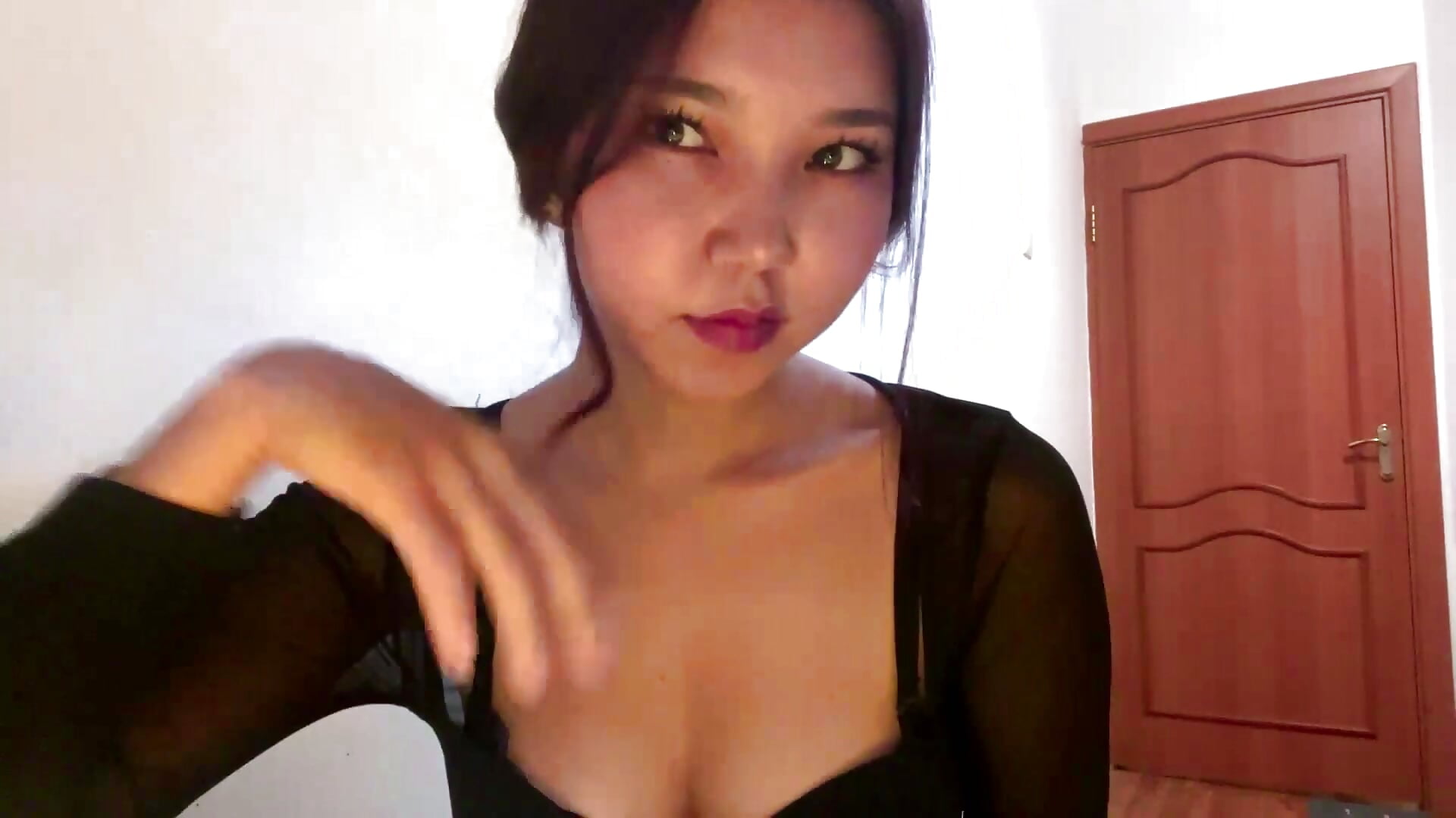 kisses for you! - βίντεο μοντέλου AnnettWinfrey