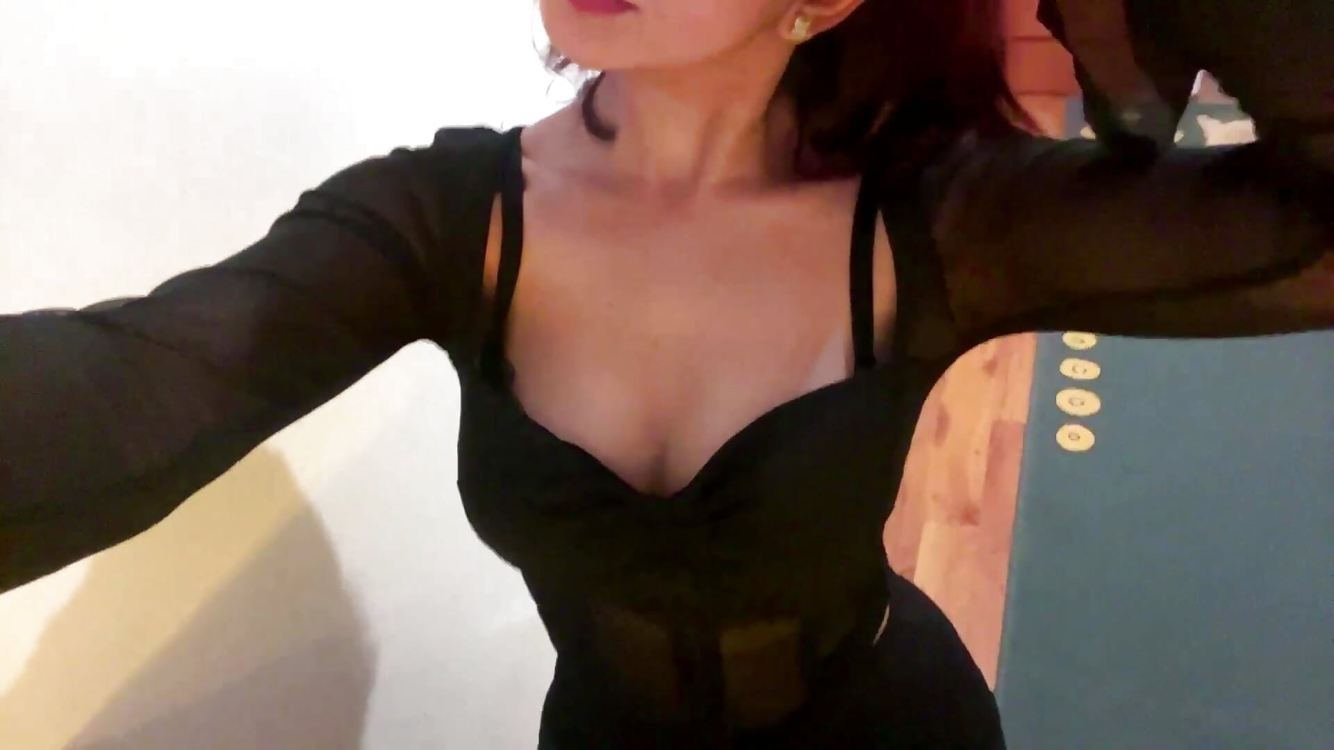 its me - video by AnnettWinfrey cam model