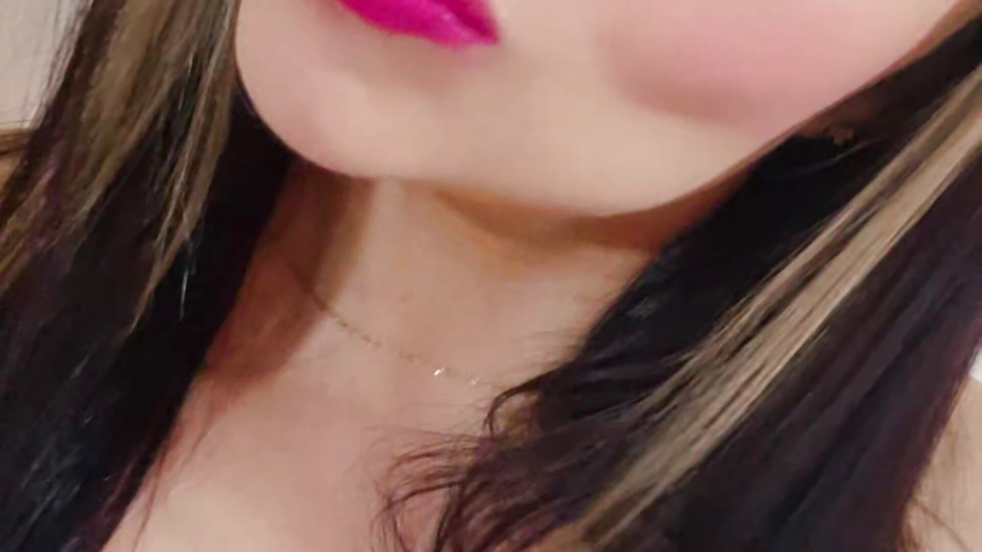 Bella piercing - video by ximenavega cam model
