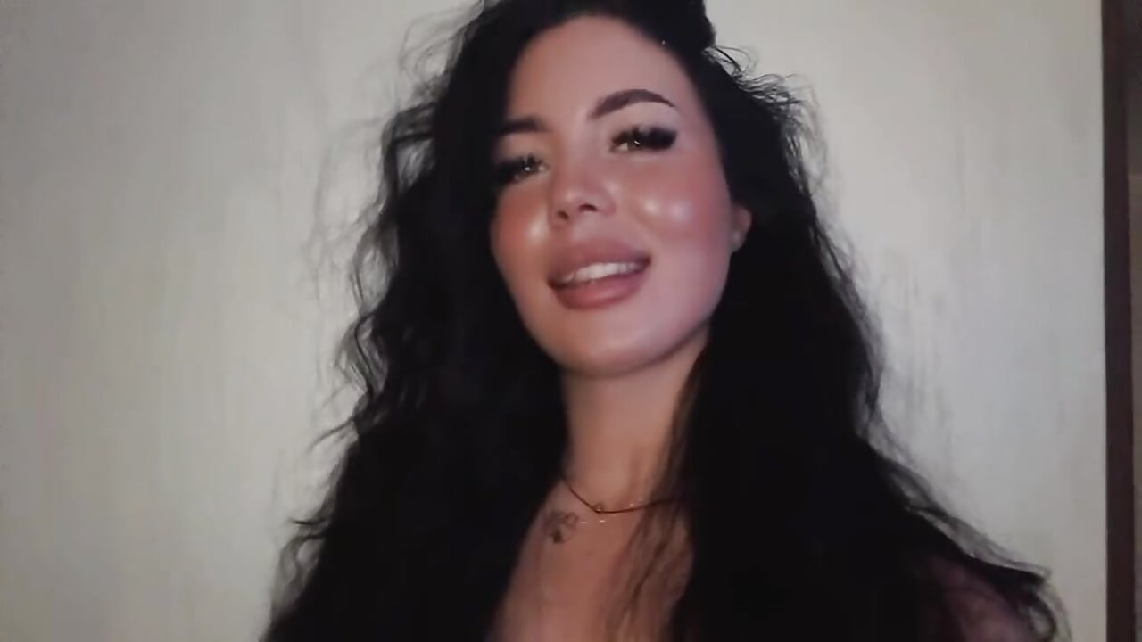 🌙What a smile, what eyes, what hair 🌙 - video NyxNoirs kameramallilta