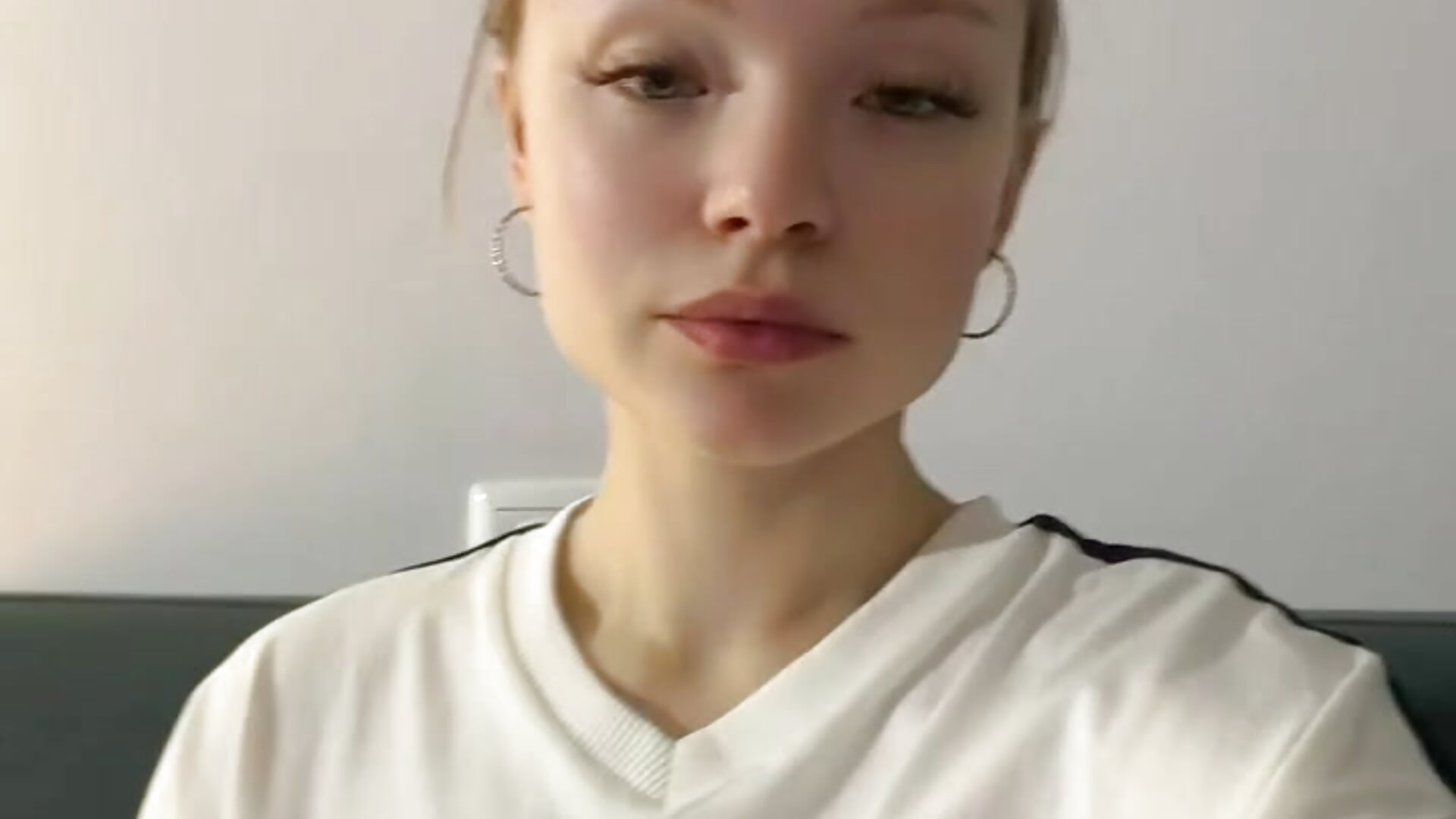Am i good in trasitions? - 視頻由 lilyque 主播提供