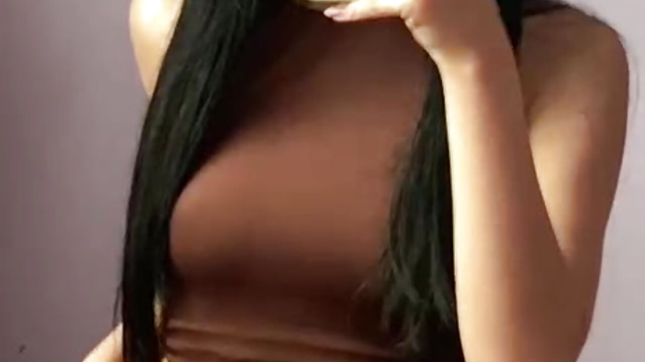 Welcome and enjoy me ♥ – video modela na kameri Solenne_