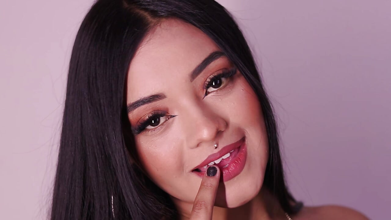 Meet me ♥ – video od webkamerové modelky AnyBlosh