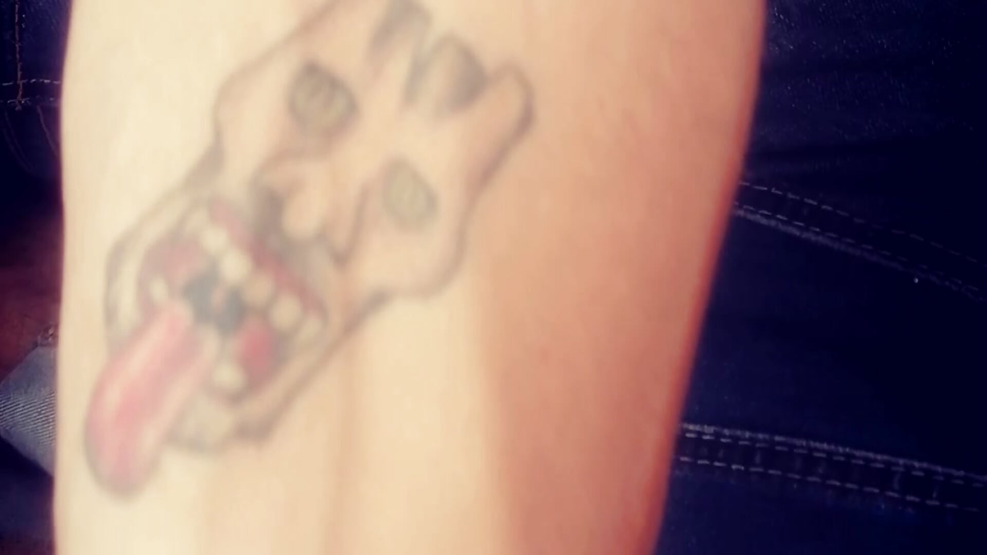My tattoo 😅 - video Monky_D_Sebas kameramallilta