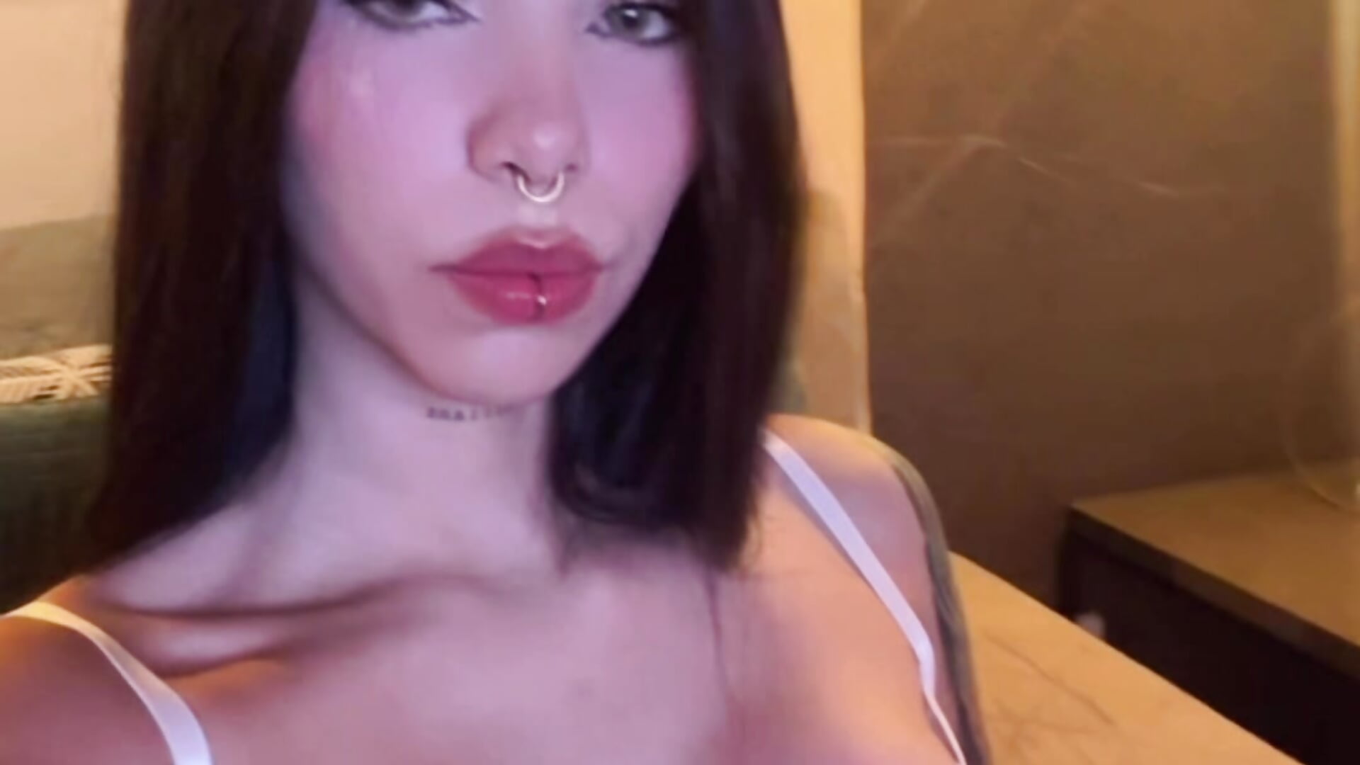 Hi hun!! - video by Sophi_Adams04 cam model