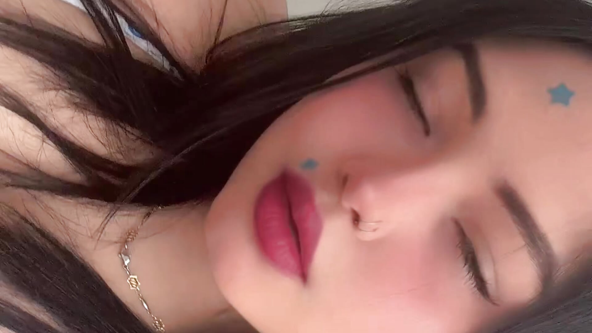 Hello 💜 - відео від вебкаммоделі Tokio-Co2
