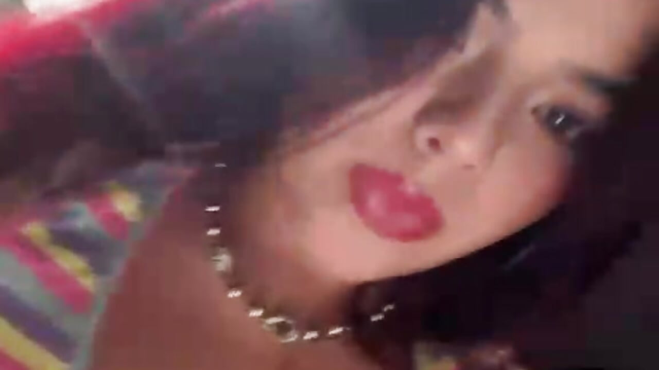 <3 – video od webkamerové modelky Allia_Moon