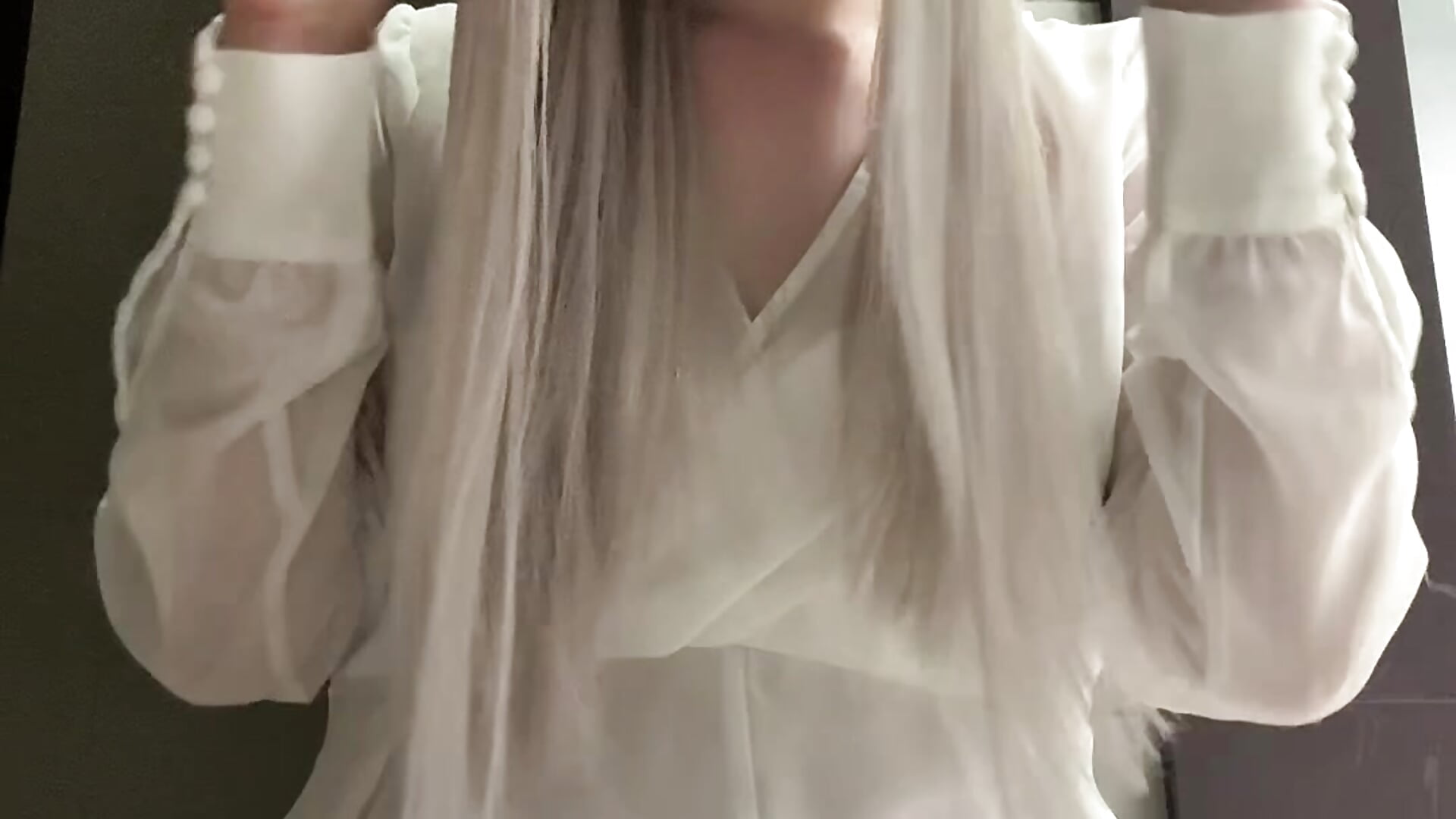 It's me!!!! - video by Sia_Cut