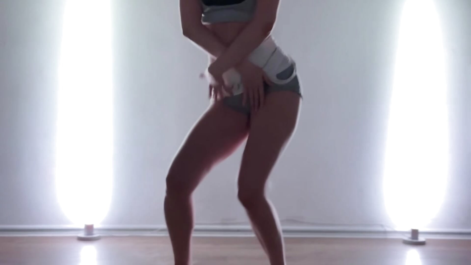 new dance video 💋 - vidéo du modèle de showcams _wendydarling_