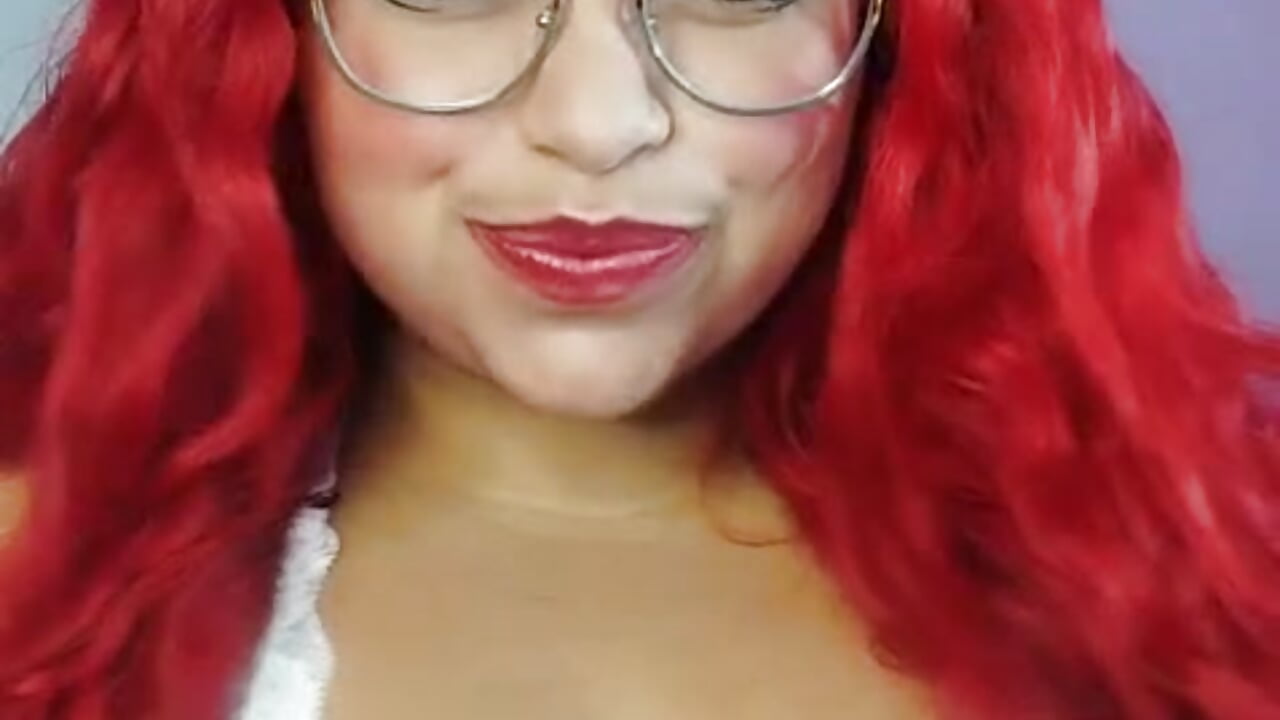 I'm all soft and smelly in this white outfit... are you coming to stain it? – video af Estefy_Fantasy cam-model