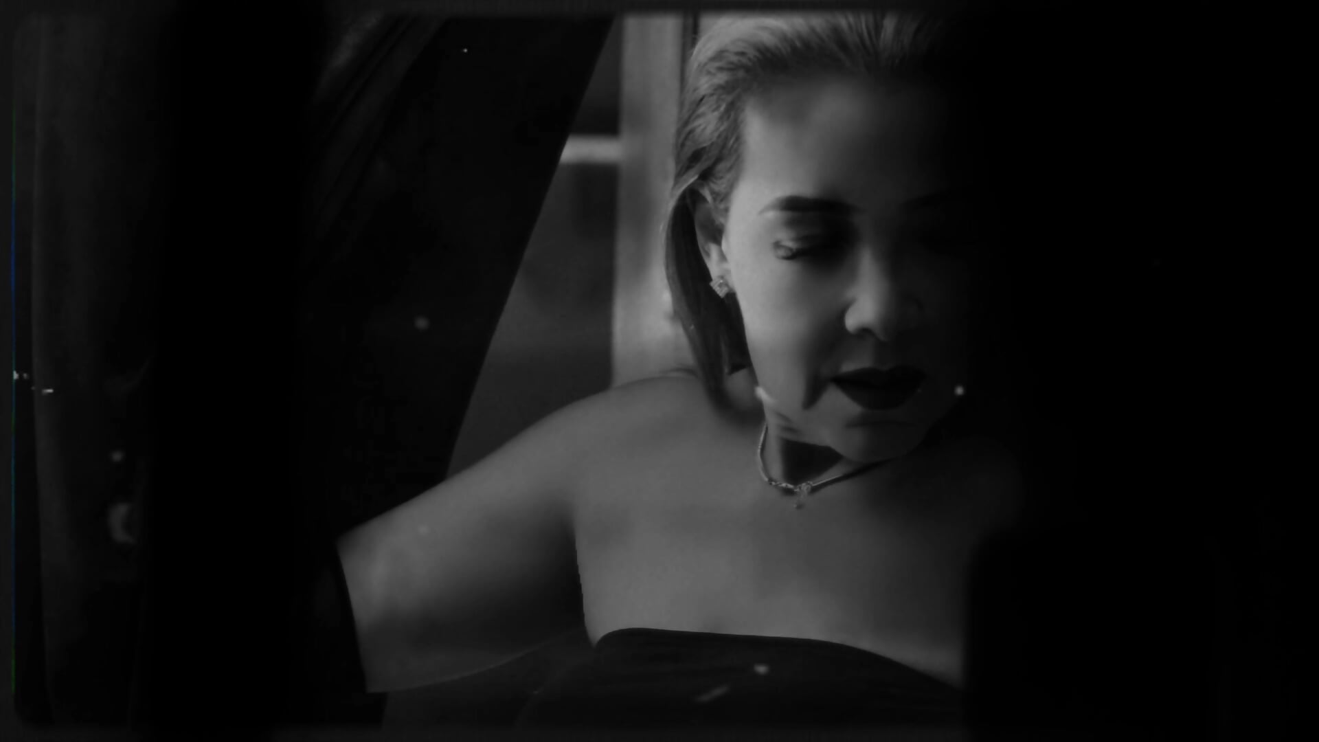 OLD HOLLYWOOD – video modela na kameri KellyMonroee