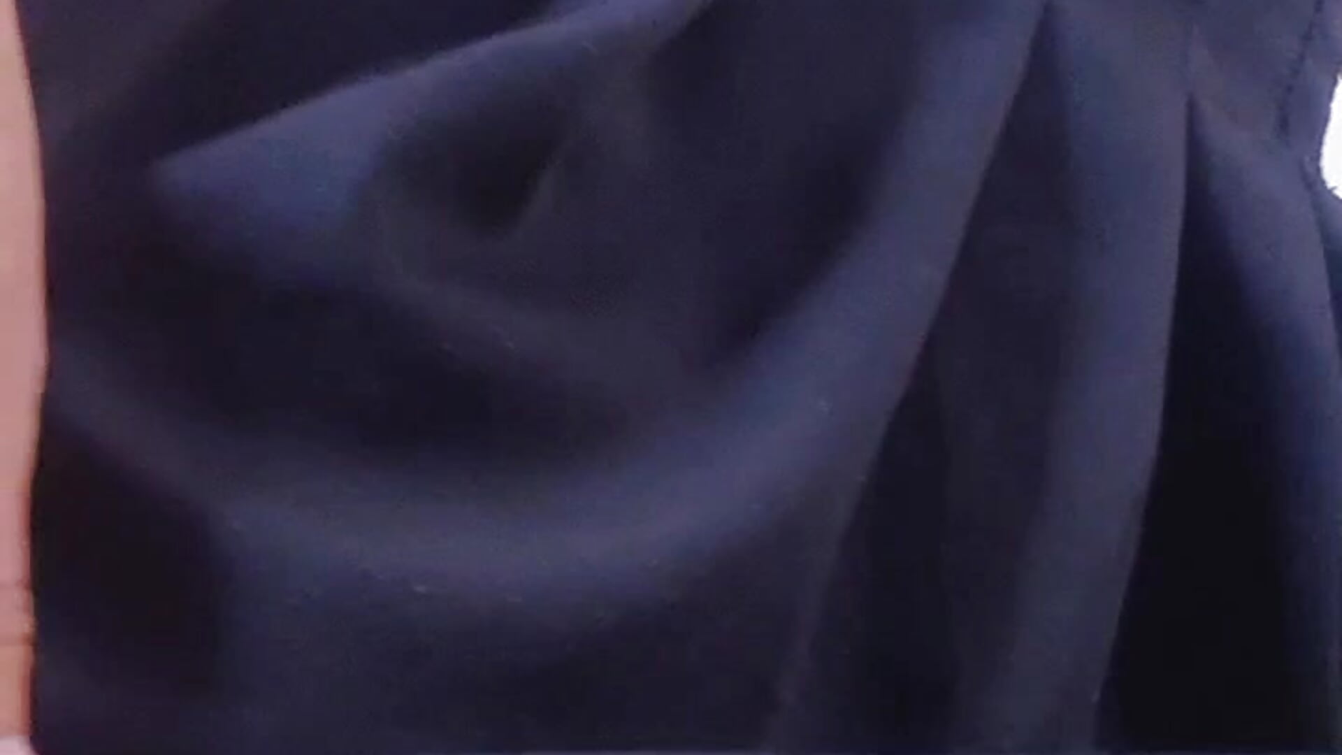 Upskirt tease 🔥🤭 – video af Artetweentease cam-model