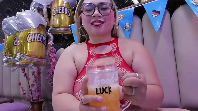 oktoberfest  🍻 - vídeo de la modelo de cam Amber-miller1